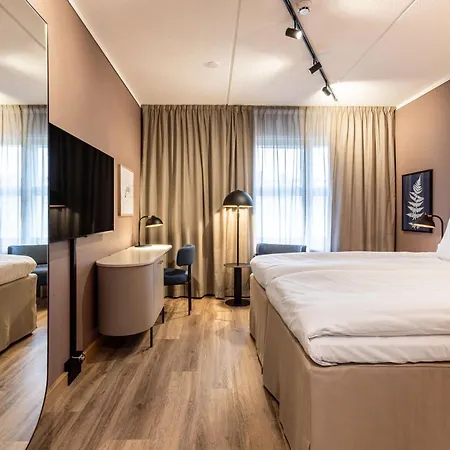 Scandic 4*
