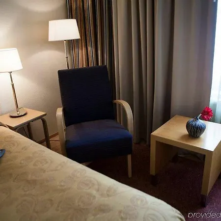 拉赫蒂市斯堪迪克酒店 酒店 4*