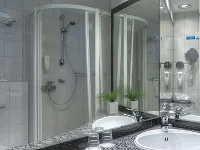 Scandic 4*