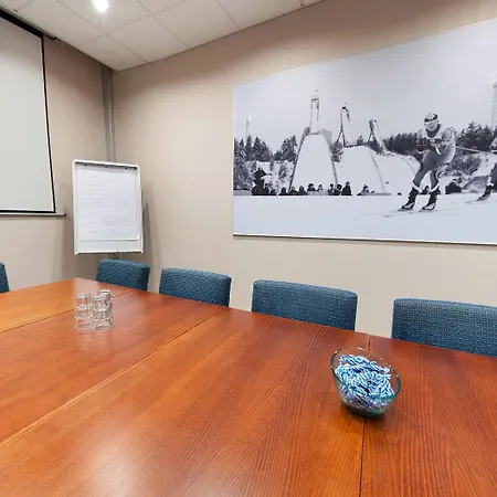 拉赫蒂市斯堪迪克酒店 酒店